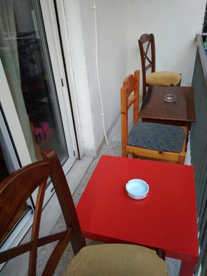 Flower Apartment-Hilton-Us Embassy 아테네 외부 사진