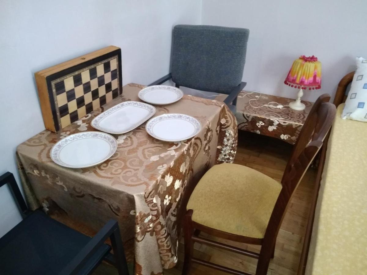 Flower Apartment-Hilton-Us Embassy 아테네 외부 사진